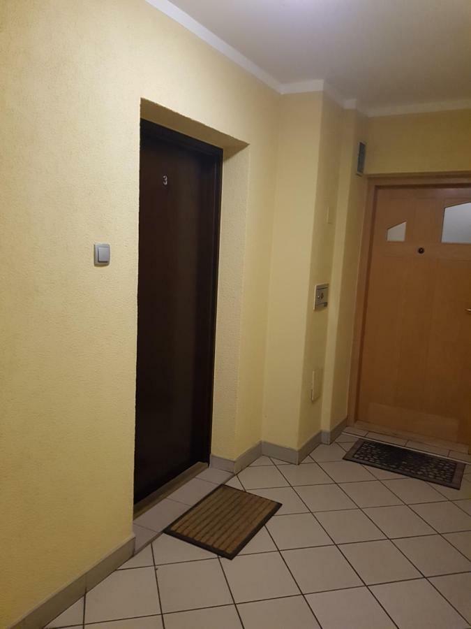 Pod Jasna Gora - Apartament 3 Częstochowa Kültér fotó